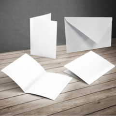 Gelovige Portier plotseling Blanco dubbele kaarten 4 pagina's + vouwlijn, bijpassende enveloppen  leverbaar - drukwerkaanbieding